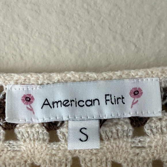 Crochet Floral Square Pullover Top - Cream & Brown - Picture 2 of 3